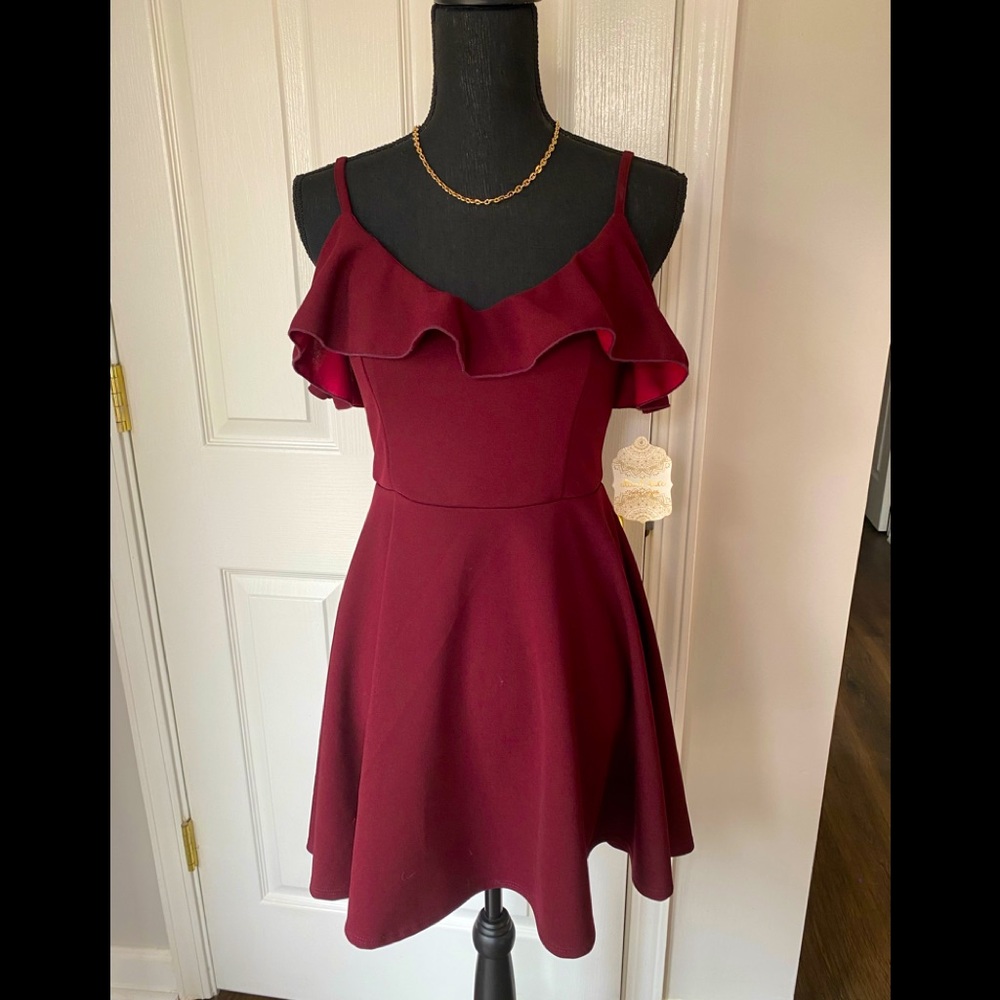 Altar’d State NWT off shoulder burgundy ruffle A line midi Palmia dress